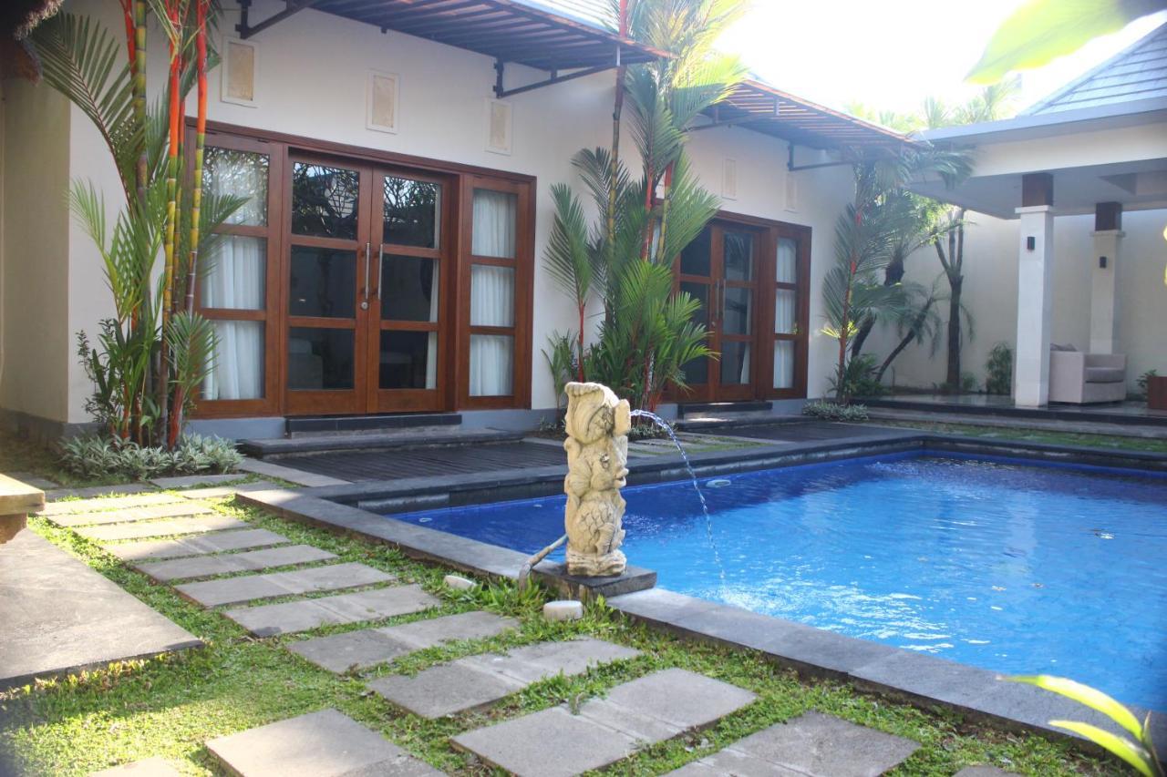 La Villais Kamojang Hotel Seminyak Εξωτερικό φωτογραφία